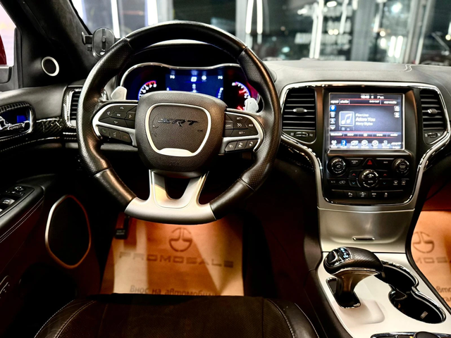 Jeep Grand cherokee SRT* V8 HEMI* Quadra-Trac* Панорама* Лизинг - автомобили, коли, обяви за нови и употребявани 10