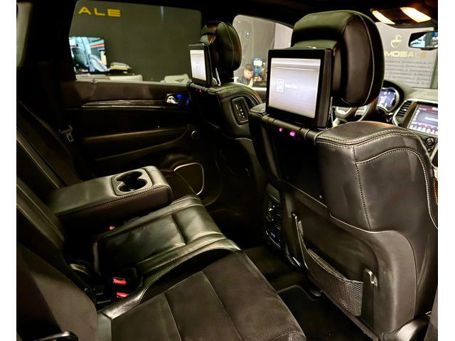 Jeep Grand cherokee SRT* V8 HEMI* Quadra-Trac* Панорама* Лизинг - автомобили, коли, обяви за нови и употребявани 11