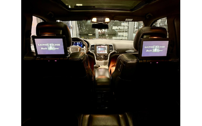 Jeep Grand cherokee SRT* V8 HEMI* Quadra-Trac* Панорама* Лизинг - автомобили, коли, обяви за нови и употребявани 14