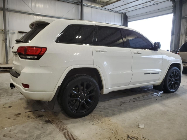 Jeep Grand cherokee 3.6V6* 4X4* LAREDO - автомобили, коли, обяви за нови и употребявани 4