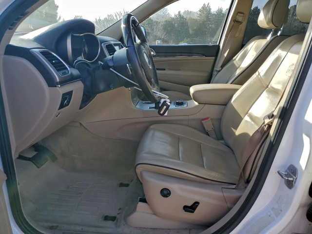 Jeep Grand cherokee Overland / 3.6 V6 / 4x4 / Кожа / ОБДУХВ. / - автомобили, коли, обяви за нови и употребявани 6