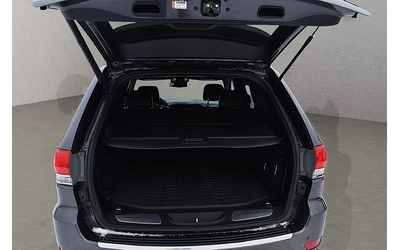 Jeep Grand cherokee OVERLAND* DISTRONIK* BI-XENON* PANO* V6 PENTASTAR - автомобили, коли, обяви за нови и употребявани 15