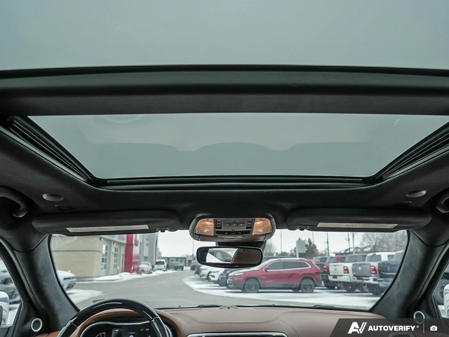 Jeep Grand cherokee 2018| FACELIFT| SUMIT| V6 PENTASTAR| HARMAN| DISTR - автомобили, коли, обяви за нови и употребявани 12