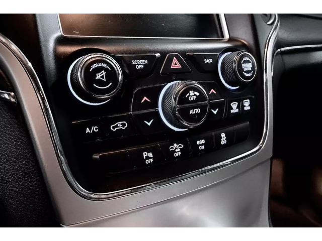 Jeep Grand cherokee SUMMIT* DISTRONIK* V6 PENTASTAR* ОБДУХ* HARMAN* ВЪ - автомобили, коли, обяви за нови и употребявани 10