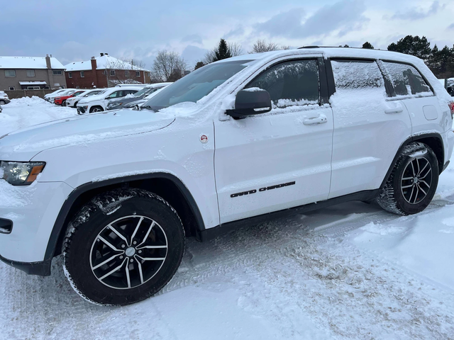Jeep Grand cherokee 3.6* V6* 8ZF* TRAILHALK* ПОДГРЕВ* КАМЕРА* КЕЙЛЕС* - автомобили, коли, обяви за нови и употребявани 2