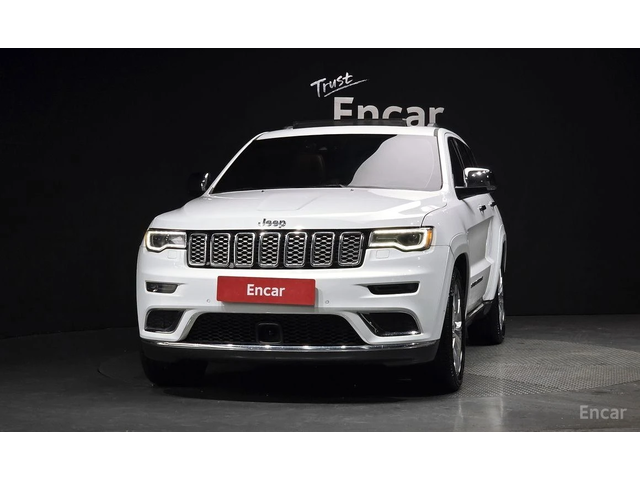 Jeep Grand cherokee SUMMIT* DISTRONIC* 360* ОБДУХ* ПОДГРЕВ* KEYLESS - автомобили, коли, обяви за нови и употребявани 1