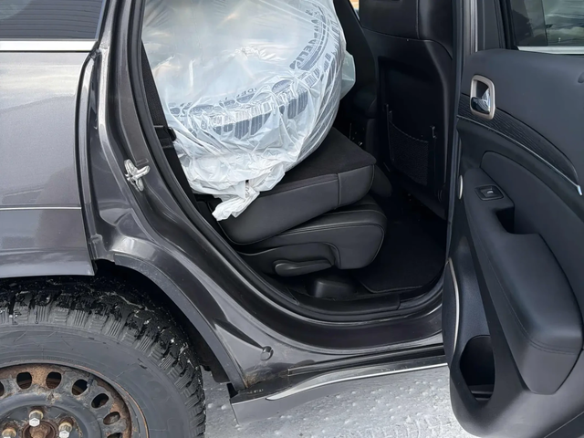 Jeep Grand cherokee SUMMIT* 5.7* V8* 8ZF* ДИСТРОНИК* ОБДУХВАНЕ* КАМЕРА - автомобили, коли, обяви за нови и употребявани 14