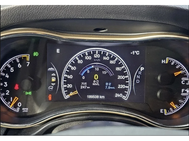 Jeep Grand cherokee LIMITED* 3.6* V6* 8ZF* ПОДГРЕВ* КАМЕРА* КЕЙЛЕС - автомобили, коли, обяви за нови и употребявани 6