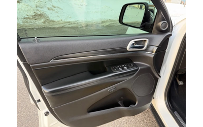 Jeep Grand cherokee LIMITED* ДИСТРОНИК* CARPLAY* LANE* ASSIST* МЪРТВА* - автомобили, коли, обяви за нови и употребявани 6