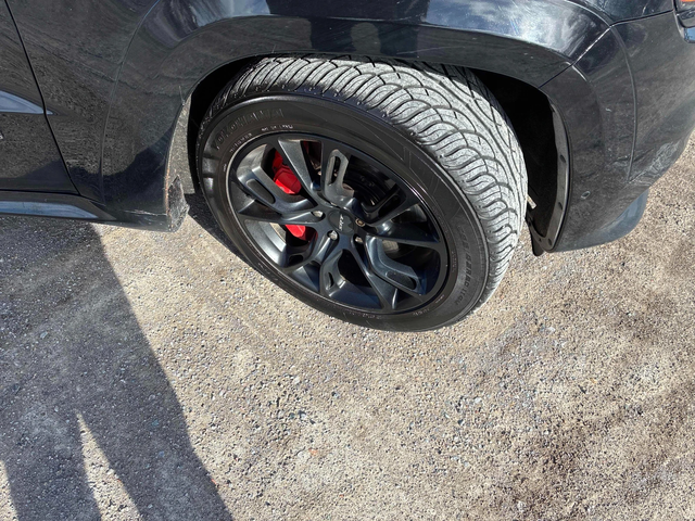 Jeep Grand cherokee SRT* 6.2* V8* 8ZF* ПОДГРЕВ* КАМЕРА* КЕЙЛЕС* LANE* - автомобили, коли, обяви за нови и употребявани 5