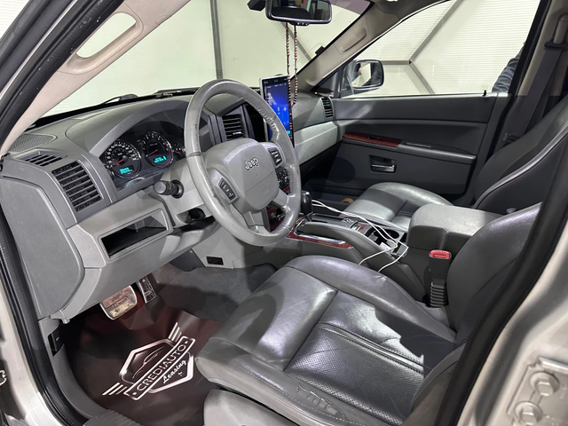 Jeep Grand cherokee 5.7i - автомобили, коли, обяви за нови и употребявани 6