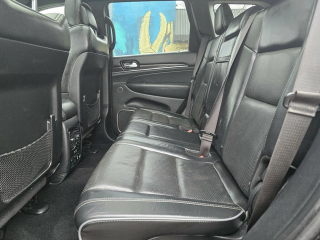 Jeep Grand cherokee 4WD* OVERLAND* ОБДУХ* ПОДГРЕВИ* HARMAN KARDON* PAN - автомобили, коли, обяви за нови и употребявани 6