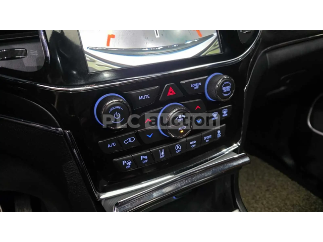 Jeep Grand cherokee 2020* SUMMIT* HARMAN* DISTRONIK* 8ZF* PANO* ОБДУХ* - автомобили, коли, обяви за нови и употребявани 11
