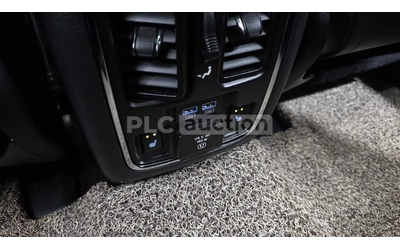 Jeep Grand cherokee 2020* SUMMIT* HARMAN* DISTRONIK* 8ZF* PANO* ОБДУХ* - автомобили, коли, обяви за нови и употребявани 16