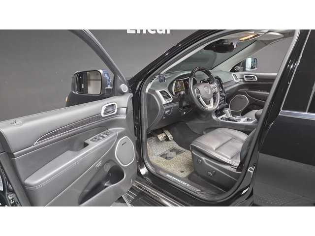 Jeep Grand cherokee 2019* SUMMIT* HARMAN* PANO* ОБДУХ* FULL* КРАЙНА ЦЕ - автомобили, коли, обяви за нови и употребявани 7