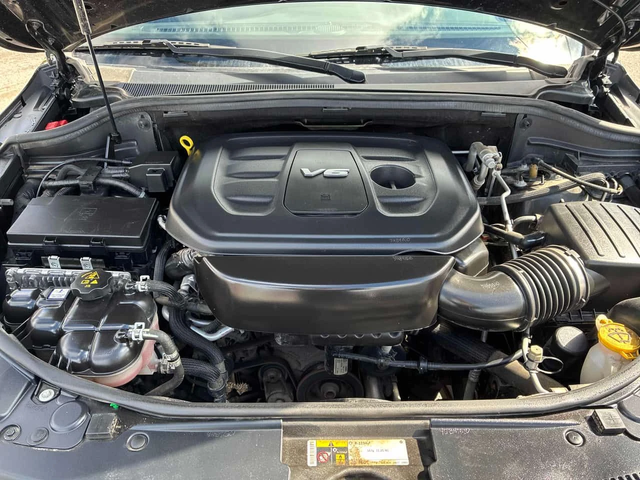 Jeep Grand cherokee * 3.6L V6 * 4X4 * CARFAX * - автомобили, коли, обяви за нови и употребявани 12