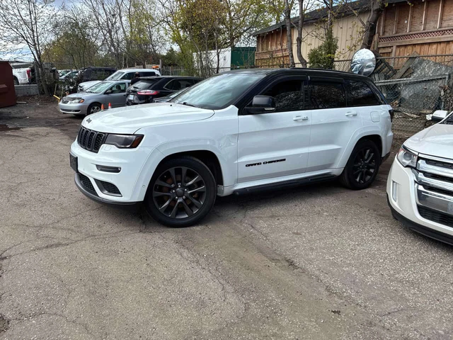 Jeep Grand cherokee Overland/ПАНОРАМА/ДИСТРОНИК - автомобили, коли, обяви за нови и употребявани 2