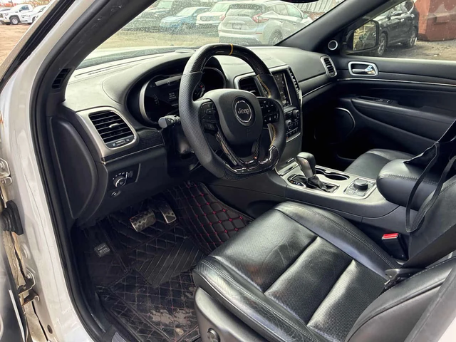 Jeep Grand cherokee Overland/ПАНОРАМА/ДИСТРОНИК - автомобили, коли, обяви за нови и употребявани 6