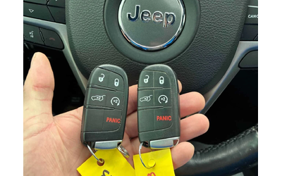 Jeep Grand cherokee * Altitude * 2 КЛЮЧА* PANO* KEYLESS* ПОДГРЕВ* - автомобили, коли, обяви за нови и употребявани 16