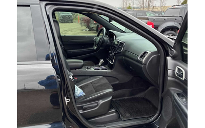 Jeep Grand cherokee * Altitude * 2 КЛЮЧА* PANO* KEYLESS* ПОДГРЕВ* - автомобили, коли, обяви за нови и употребявани 9