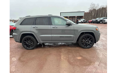 jeep-grand-cherokee - 3