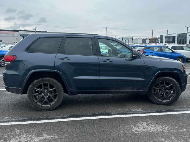 Jeep Grand cherokee * 80th Anniversary Edition * CARFAX * KEYLESS - автомобили, коли, обяви за нови и употребявани 2