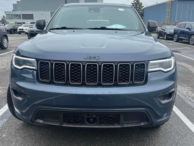 Jeep Grand cherokee * 80th Anniversary Edition * CARFAX * KEYLESS - автомобили, коли, обяви за нови и употребявани 5