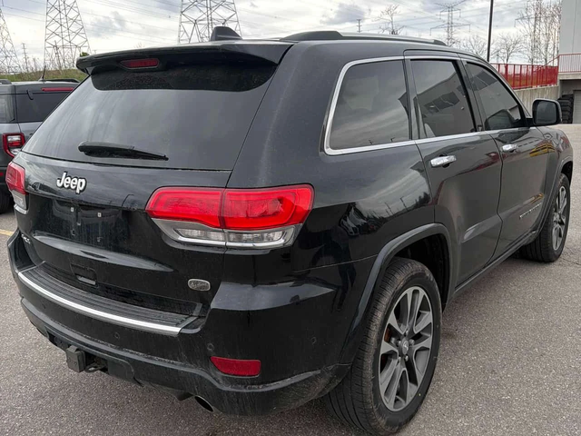 Jeep Grand cherokee * Overland * ZF8 * ПАМЕТ * ПОДГРЕВ * NAVI - автомобили, коли, обяви за нови и употребявани 15