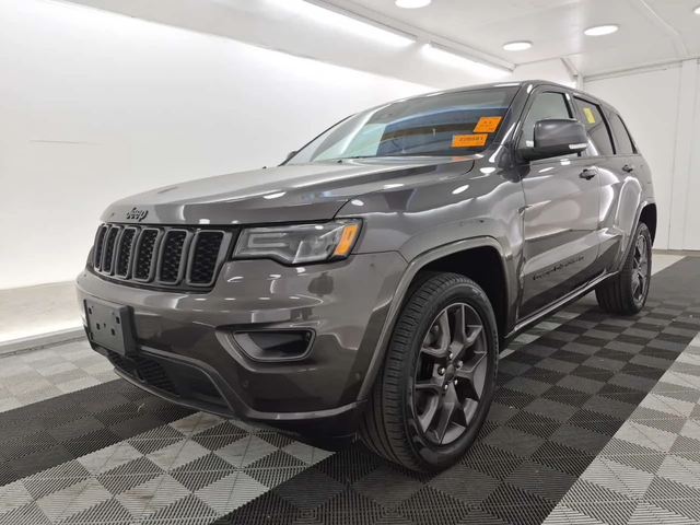 Jeep Grand cherokee 80TH ANNIVERSARY EDITION| ПАНО| 2 КЛЮЧА| ОБДУХ - автомобили, коли, обяви за нови и употребявани 0