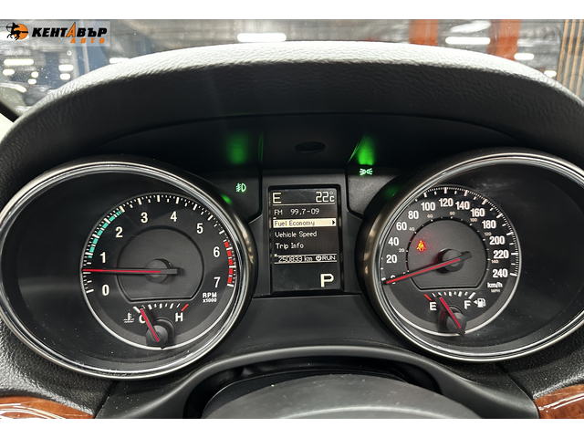 Jeep Grand Cherokee 5.7i 352 к.с. - автомобили, коли, обяви за нови и употребявани 15
