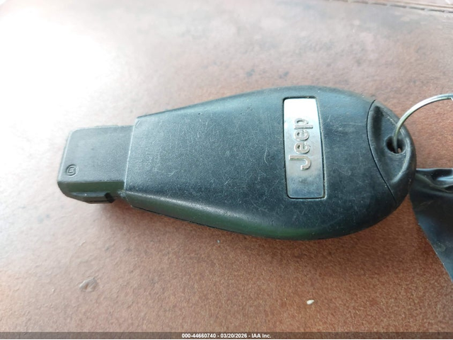 Jeep Grand cherokee 5.7L V-8 VVT, 360HP 4X2 Drive - автомобили, коли, обяви за нови и употребявани 10