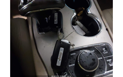 Jeep Grand cherokee 5.7L V-8 VVT, 360HP 4X4 Drive - автомобили, коли, обяви за нови и употребявани 10