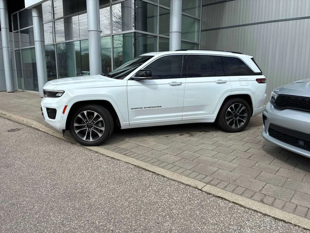 Jeep Grand cherokee * Overland * ОБДУХВАНЕ * ДИСТРОНИК * ПАНОРАМА - автомобили, коли, обяви за нови и употребявани 14