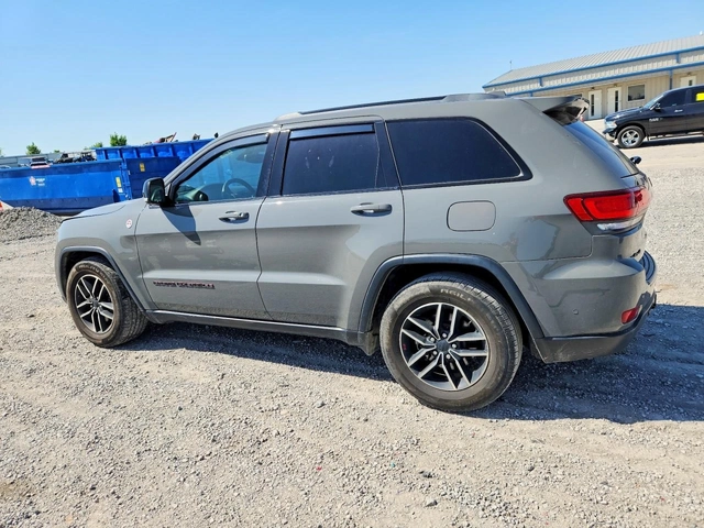 Jeep Grand cherokee TRAILHAWK / 5.7 / ПАНОРАМА / ПОДГРЕВИ - автомобили, коли, обяви за нови и употребявани 3