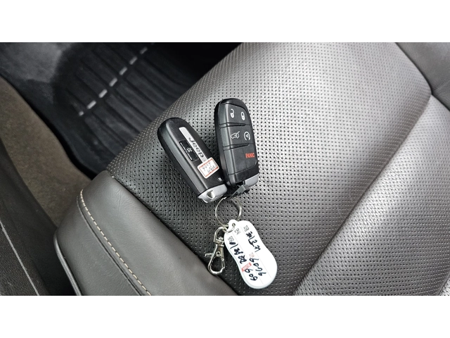 Jeep Grand cherokee SUMMIT* 8ZF* ОБДУХ* DIS* HARMAN* КРАЙНА ЦЕНА - автомобили, коли, обяви за нови и употребявани 8