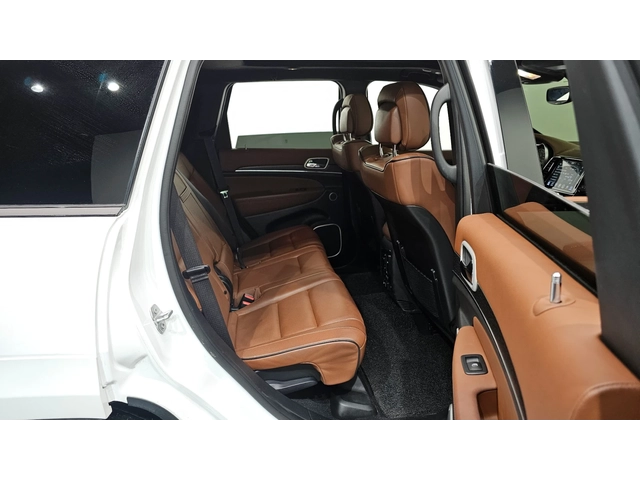 Jeep Grand cherokee SUMMIT* 8ZF* ОБДУХ* DISTRNONIK* PANO* КРАЙНА ЦЕНА - автомобили, коли, обяви за нови и употребявани 14