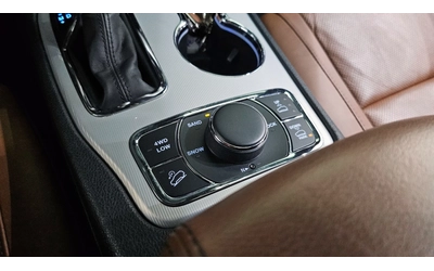 Jeep Grand cherokee SUMMIT* 8ZF* ОБДУХ* DISTRNONIK* PANO* КРАЙНА ЦЕНА - автомобили, коли, обяви за нови и употребявани 9