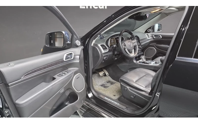 Jeep Grand cherokee 2019* SUMMIT* HARMAN* PANO* ОБДУХ* FULL* КРАЙНА ЦЕ - автомобили, коли, обяви за нови и употребявани 7