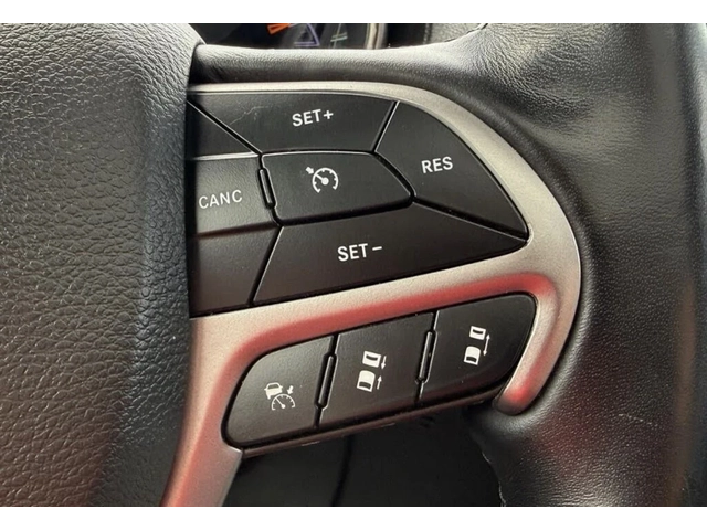 Jeep Grand cherokee 5.7 HEMI * OVERLAND 4WD * ОБДУХ * TV * CARFAX * - автомобили, коли, обяви за нови и употребявани 11