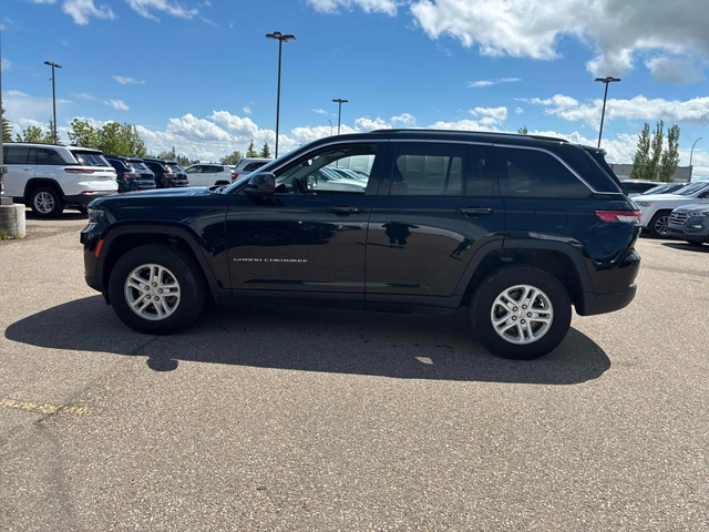 Jeep Grand cherokee Laredo * CARFAX * АВТО КРЕДИТ * - автомобили, коли, обяви за нови и употребявани 2