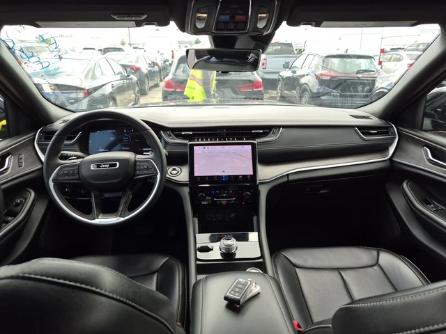 Jeep Grand cherokee L/Limited/5+ 1/Подгрев/Обдухване/Панорама - автомобили, коли, обяви за нови и употребявани 7