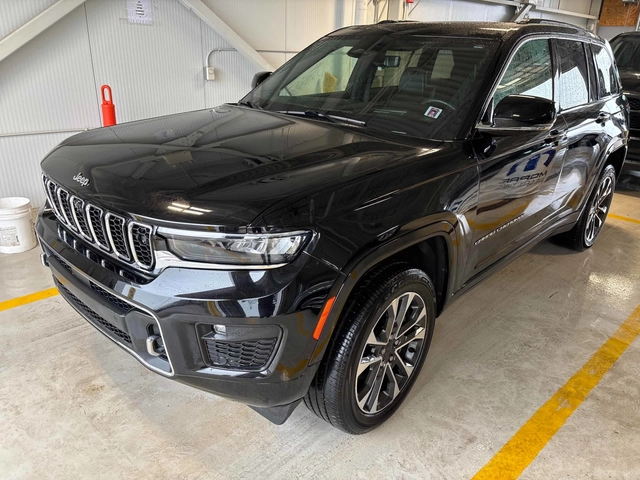 Jeep Grand cherokee Overland * CARFAX * АВТО КРЕДИТ * - автомобили, коли, обяви за нови и употребявани 0