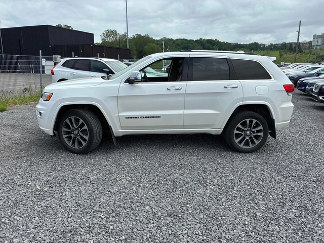 Jeep Grand cherokee Overland * CARFAX * АВТО КРЕДИТ * - автомобили, коли, обяви за нови и употребявани 2