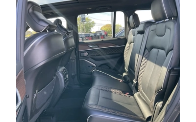 Jeep Grand cherokee 2023 Jeep Grand Cherokee Summit - автомобили, коли, обяви за нови и употребявани 13