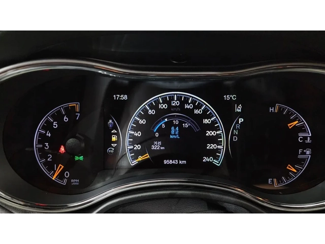Jeep Grand cherokee 3.6 OVERLAND/ ОБДУХВАНЕ / DISTRONIC / PANO - автомобили, коли, обяви за нови и употребявани 7