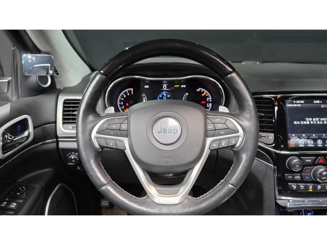 Jeep Grand cherokee Summit* H/K* Обдух* Pano* Крайна цена* - автомобили, коли, обяви за нови и употребявани 10