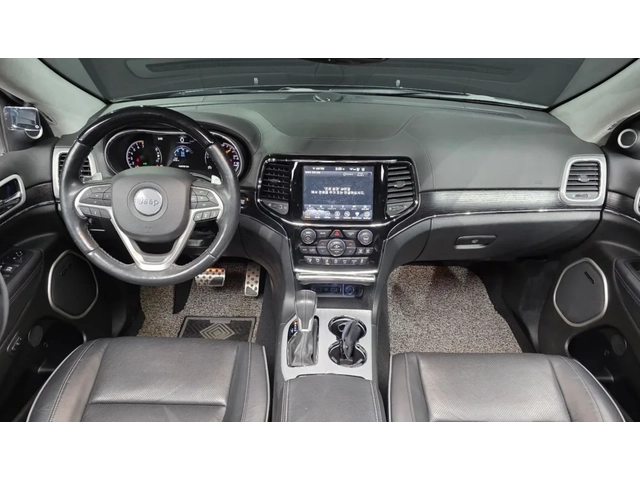 Jeep Grand cherokee Summit* H/K* Обдух* Pano* Крайна цена* - автомобили, коли, обяви за нови и употребявани 3