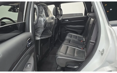 Jeep Grand cherokee 3.6 OVERLAND / ОБДУХ / DISTRONIC / PANO / ВЪЗДУХ - автомобили, коли, обяви за нови и употребявани 15