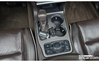 Jeep Grand cherokee 3.6 / OVERLAND / ОБДУХ / PANO / DISTRONIC / ВЪЗДУХ - автомобили, коли, обяви за нови и употребявани 13