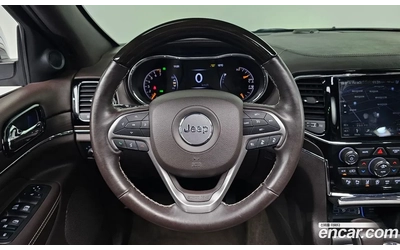 Jeep Grand cherokee 3.6 / OVERLAND / ОБДУХ / PANO / DISTRONIC / ВЪЗДУХ - автомобили, коли, обяви за нови и употребявани 8